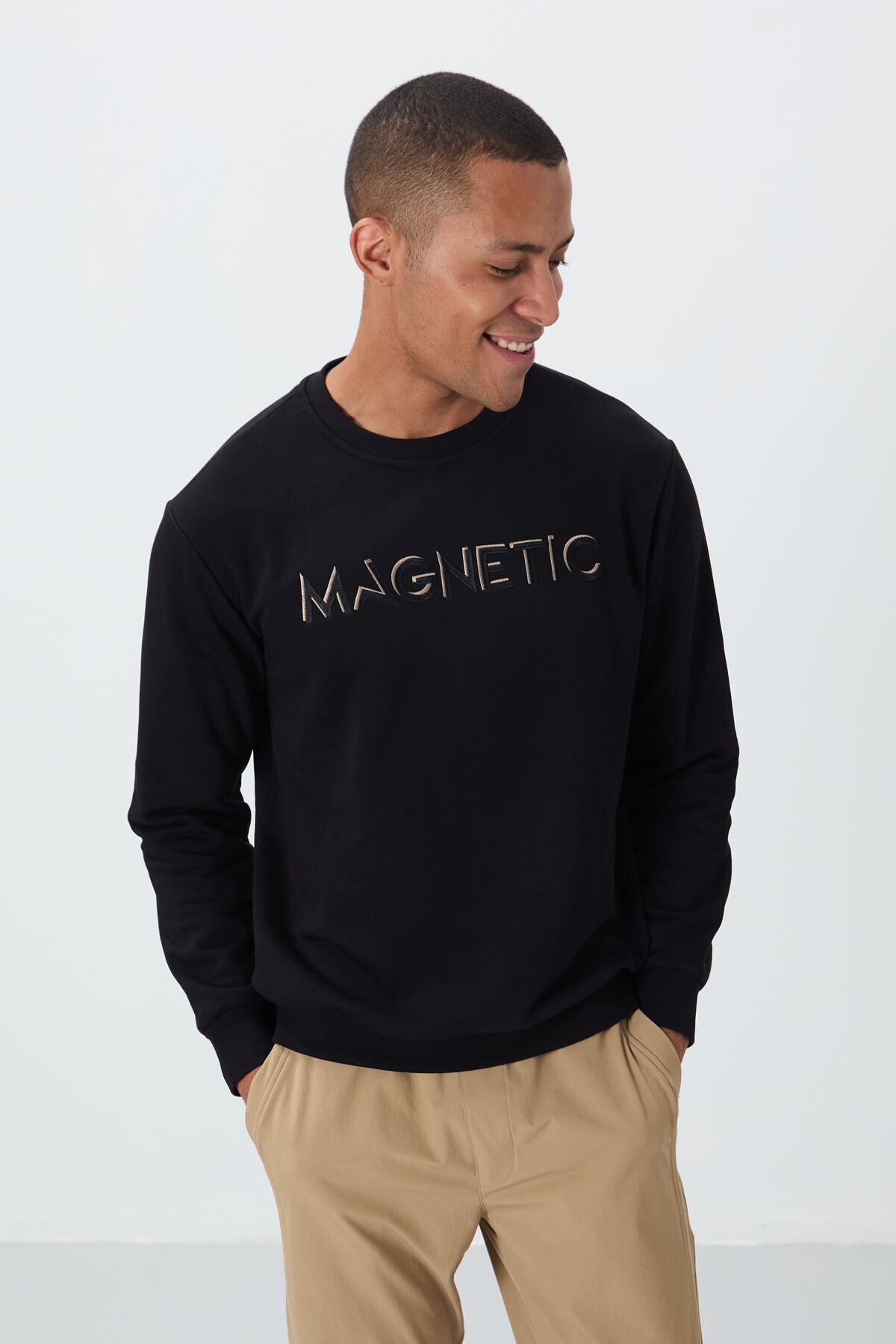 Black Embroidered  Comfort Fit Polar Lined Men's Sweatshirt - 88020