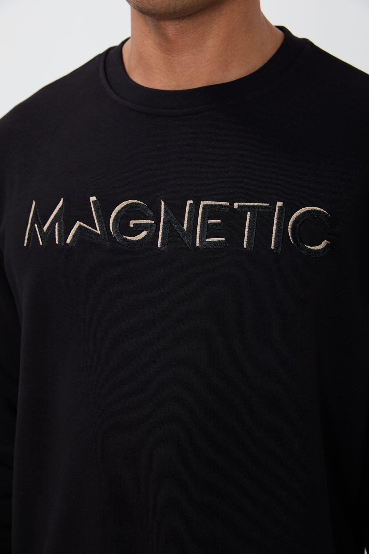Black Embroidered  Comfort Fit Polar Lined Men's Sweatshirt - 88020