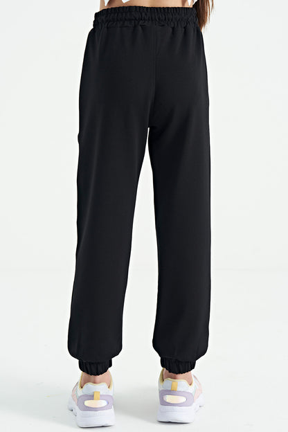 Black Embroidered Standard Mold Jogger Girls Tracksuit Bottom - 75120
