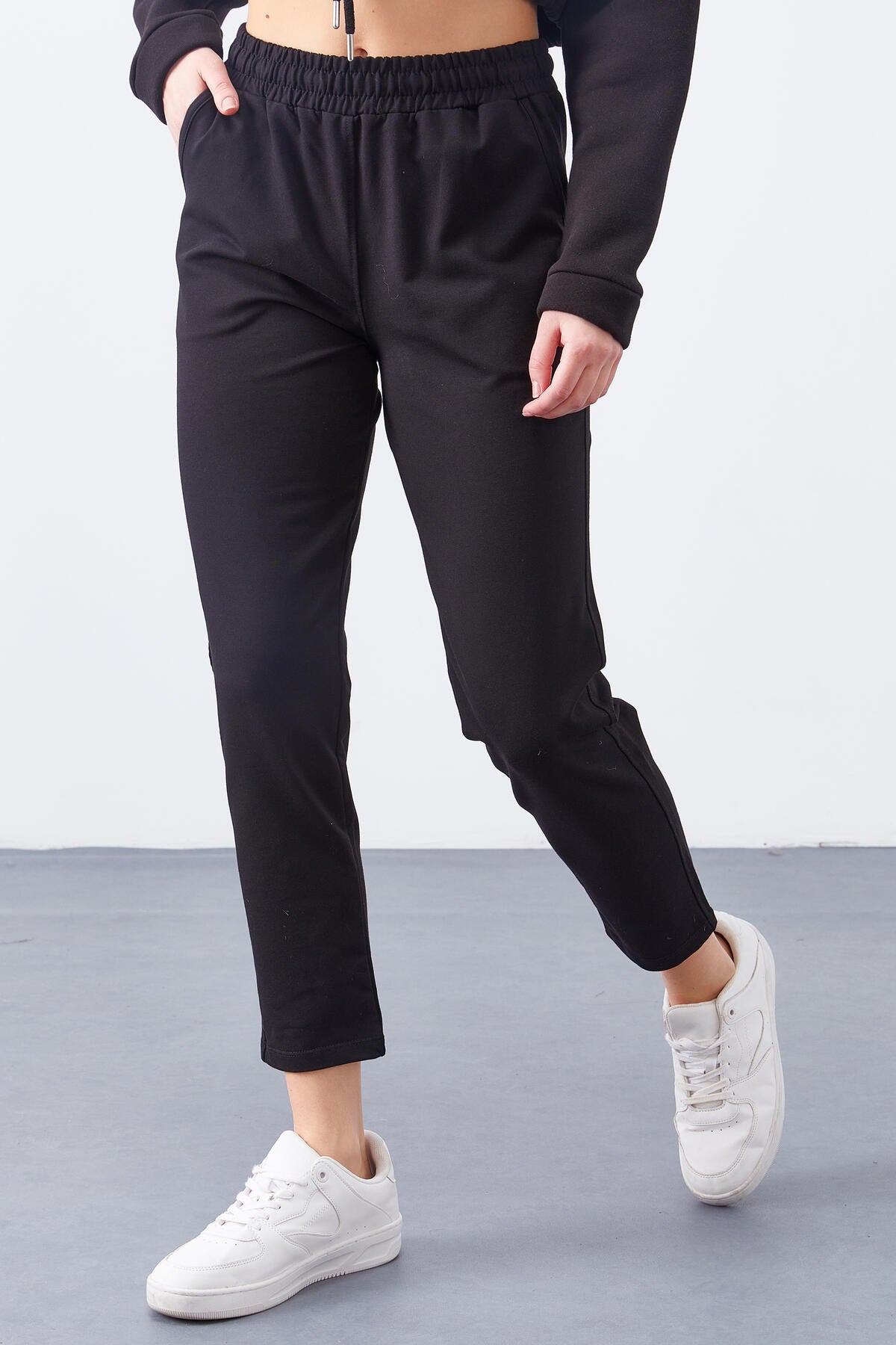 Black high-waisted jogger comfy form narrow sleeve women tracksuit Pants