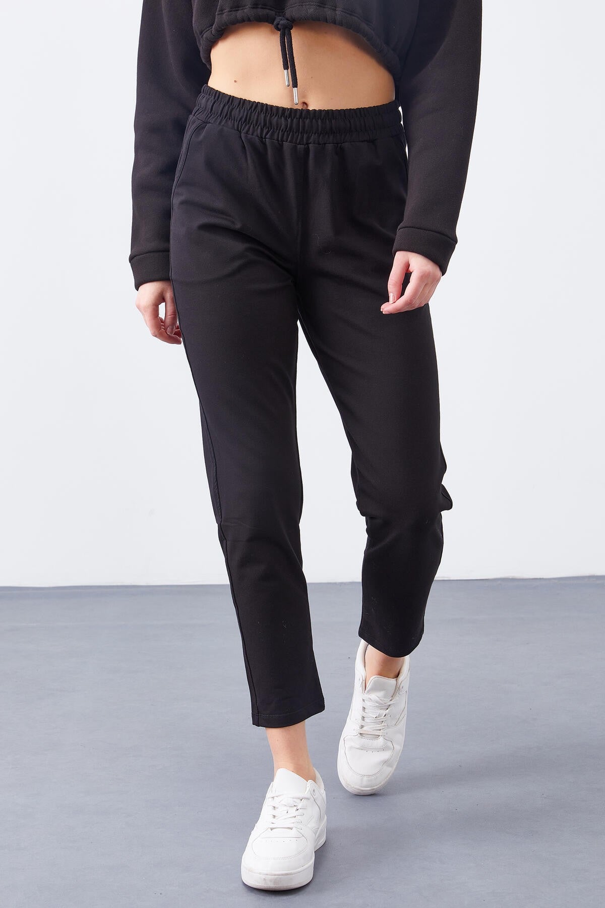Black high-waisted jogger comfy form narrow sleeve women tracksuit Pants