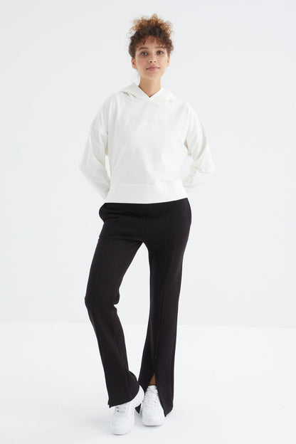 Black High Waist Front Slit Detailed Side Pocket Comfortable Fit Women's Tracksuit Bottom - 94625