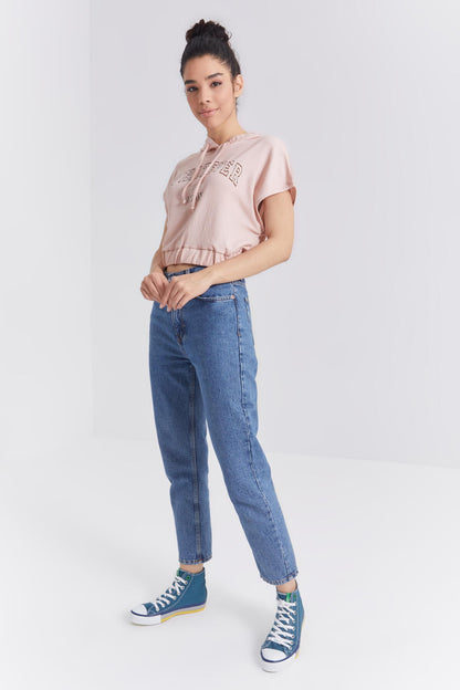 Salmon Hooded Letter Print Elastic Waist Crinkle Fabric Women's Crop Top T-Shirt - 97230