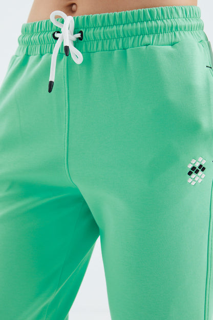 Light Green Laced Pocket Detailed Relax Fit Women's Tracksuit Bottom - 94644