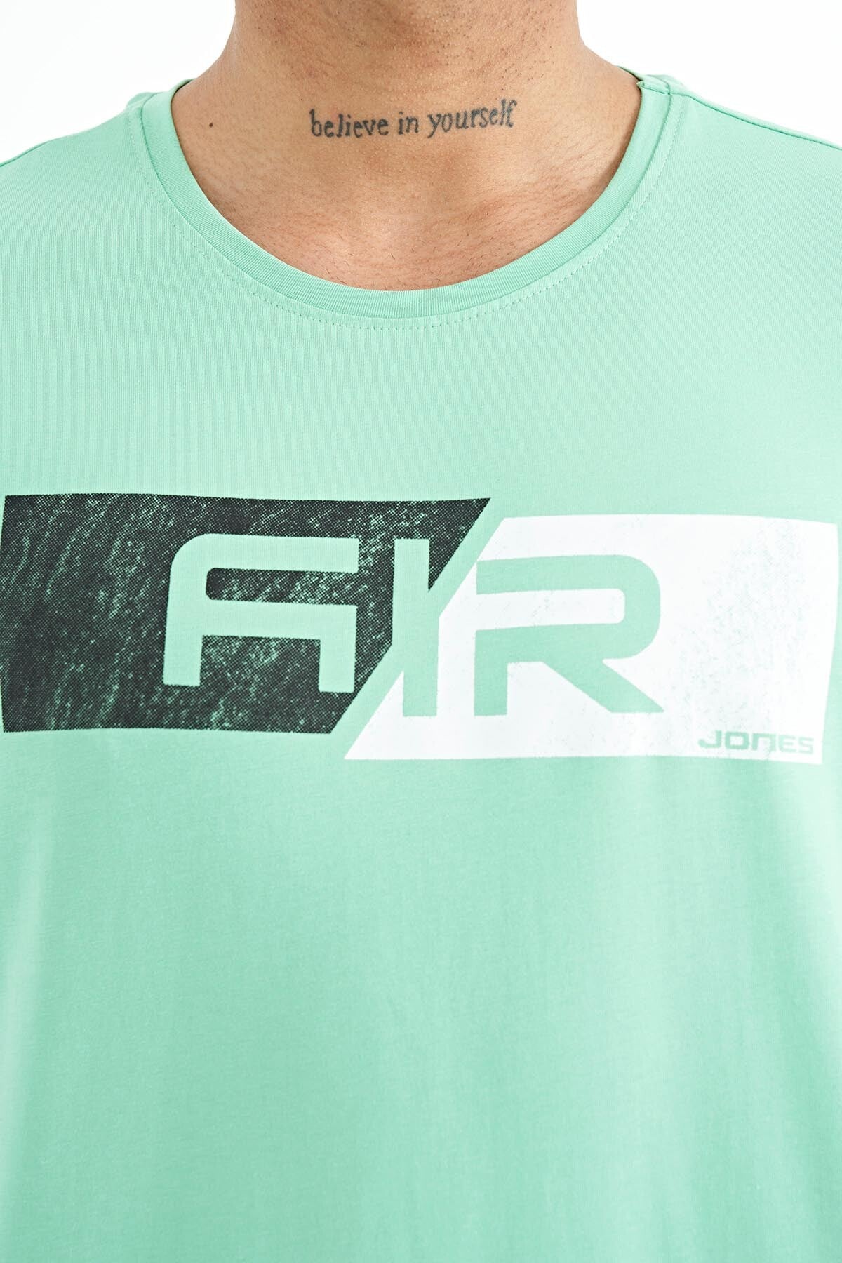 Casey Mint Standard Fit Men's T-Shirt - 88205