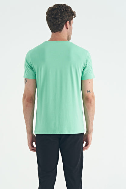 Elvis Water Green Standard Fit Men's T-Shirt - 88218
