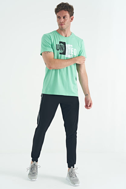 Elvis Water Green Standard Fit Men's T-Shirt - 88218