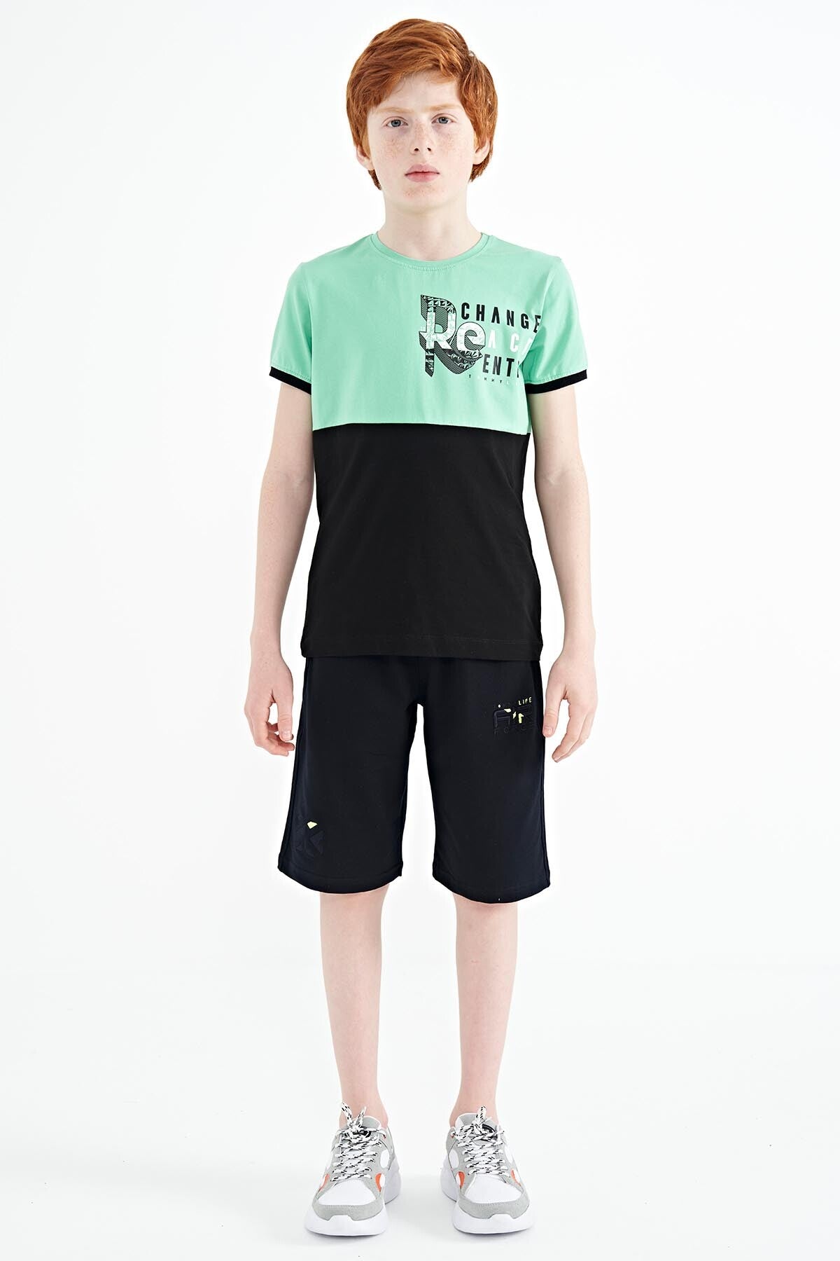 Print Detailed Color Blocked Standard Fit O Collar Boys T-Shirt - 11107