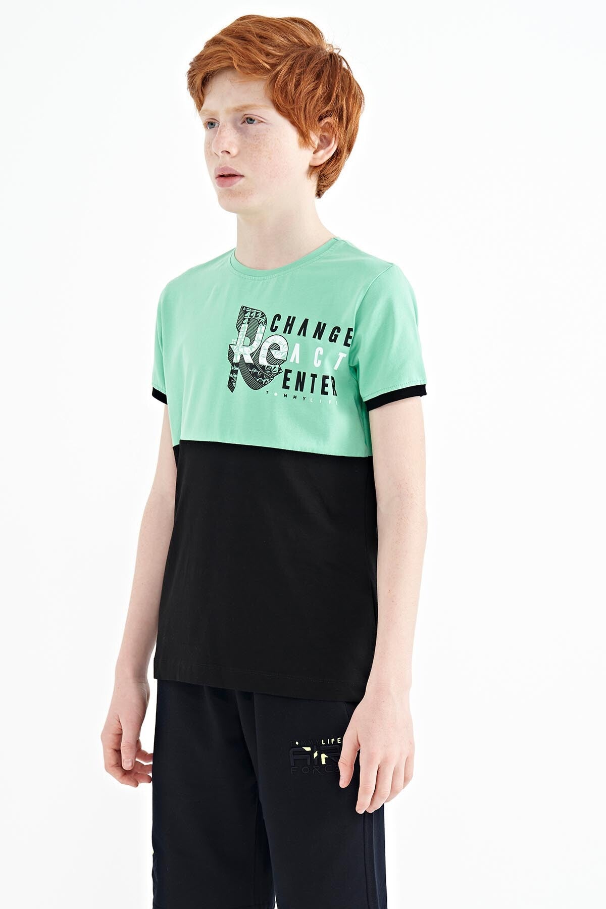 Print Detailed Color Blocked Standard Fit O Collar Boys T-Shirt - 11107