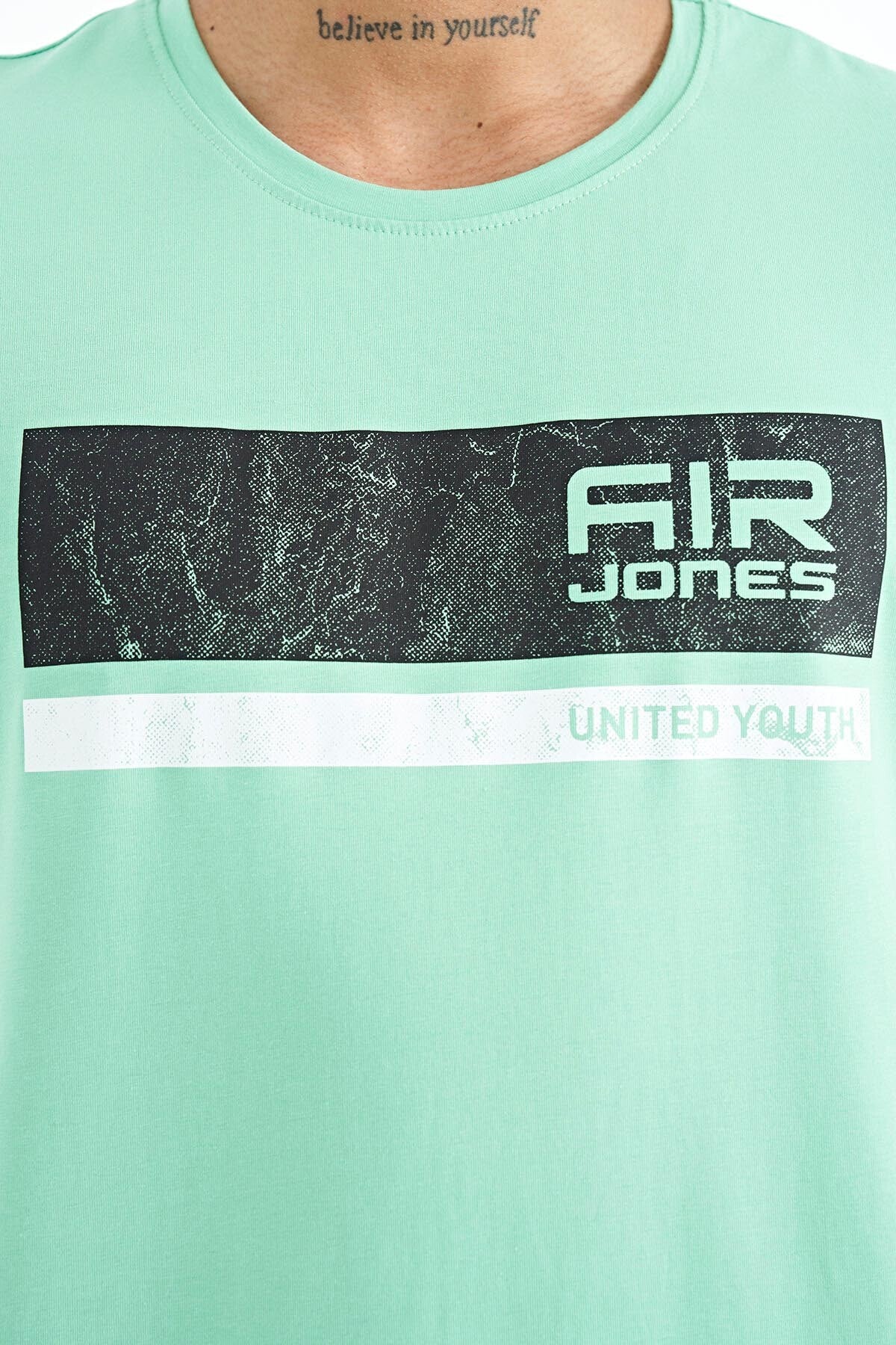 Luke Mint Green O Collar Men's T-Shirt - 88221