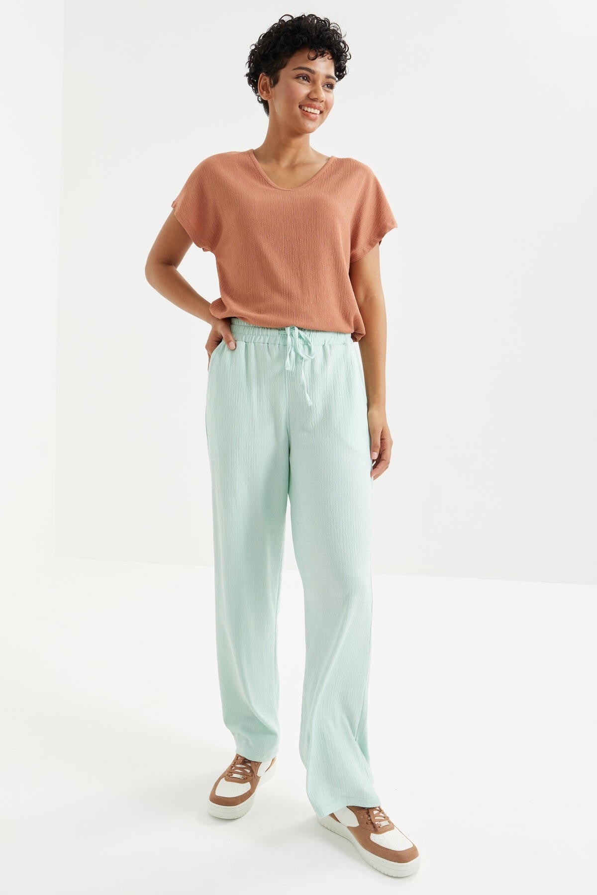 Mint Green Waist-Gathered Laced Classic Hem Crepe Fabric Women's Tracksuit Bottom - 94619