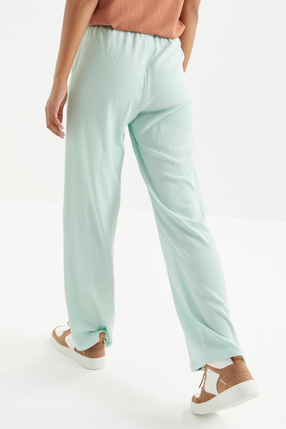 Mint Green Waist-Gathered Laced Classic Hem Crepe Fabric Women's Tracksuit Bottom - 94619