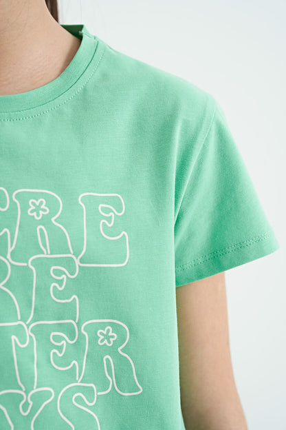 Light Green O Collar Printed Comfort Fit Short Sleeve Cropped Girl's T-Shirt - 75118
