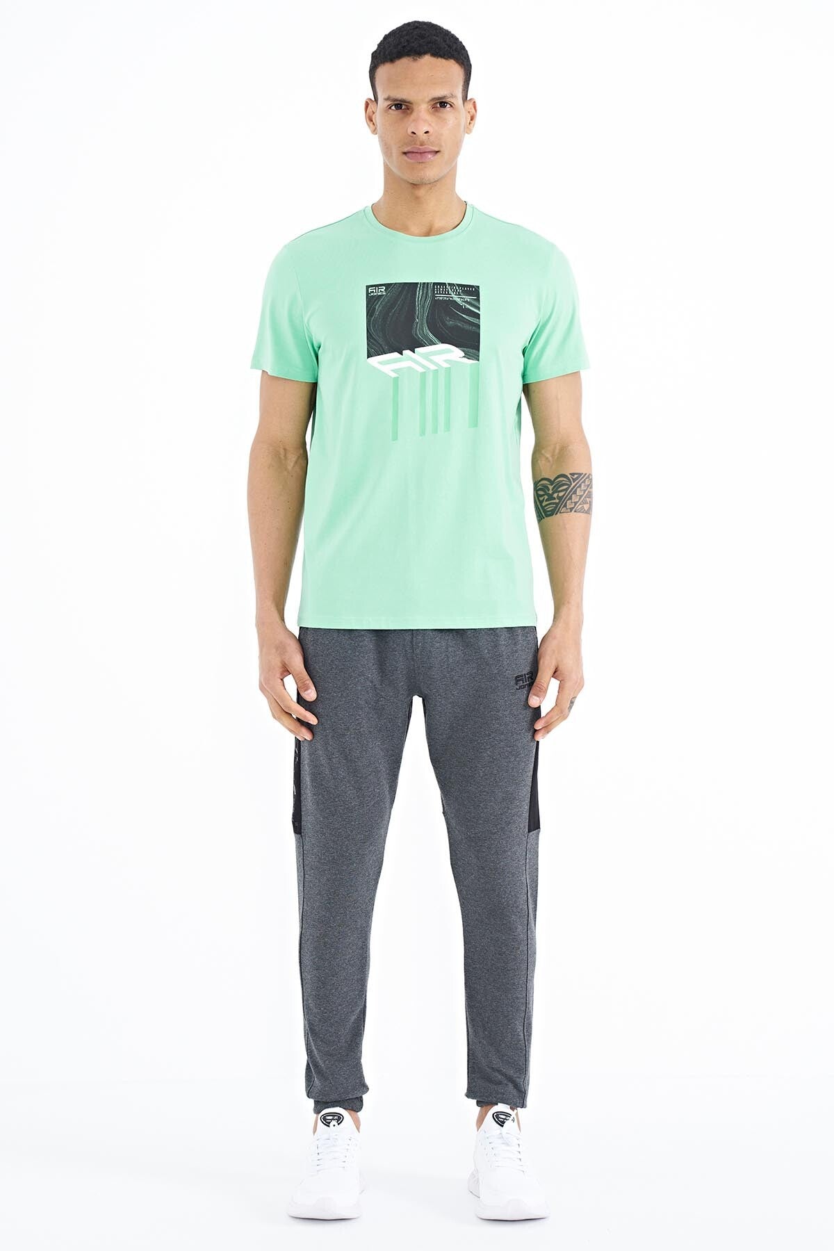 Louis Green Standard Fit Men's T-Shirt - 88202