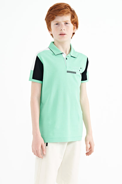 Color Blocked Shoulder Trim Detailed Standard Fit Boys T-Shirt - 11155