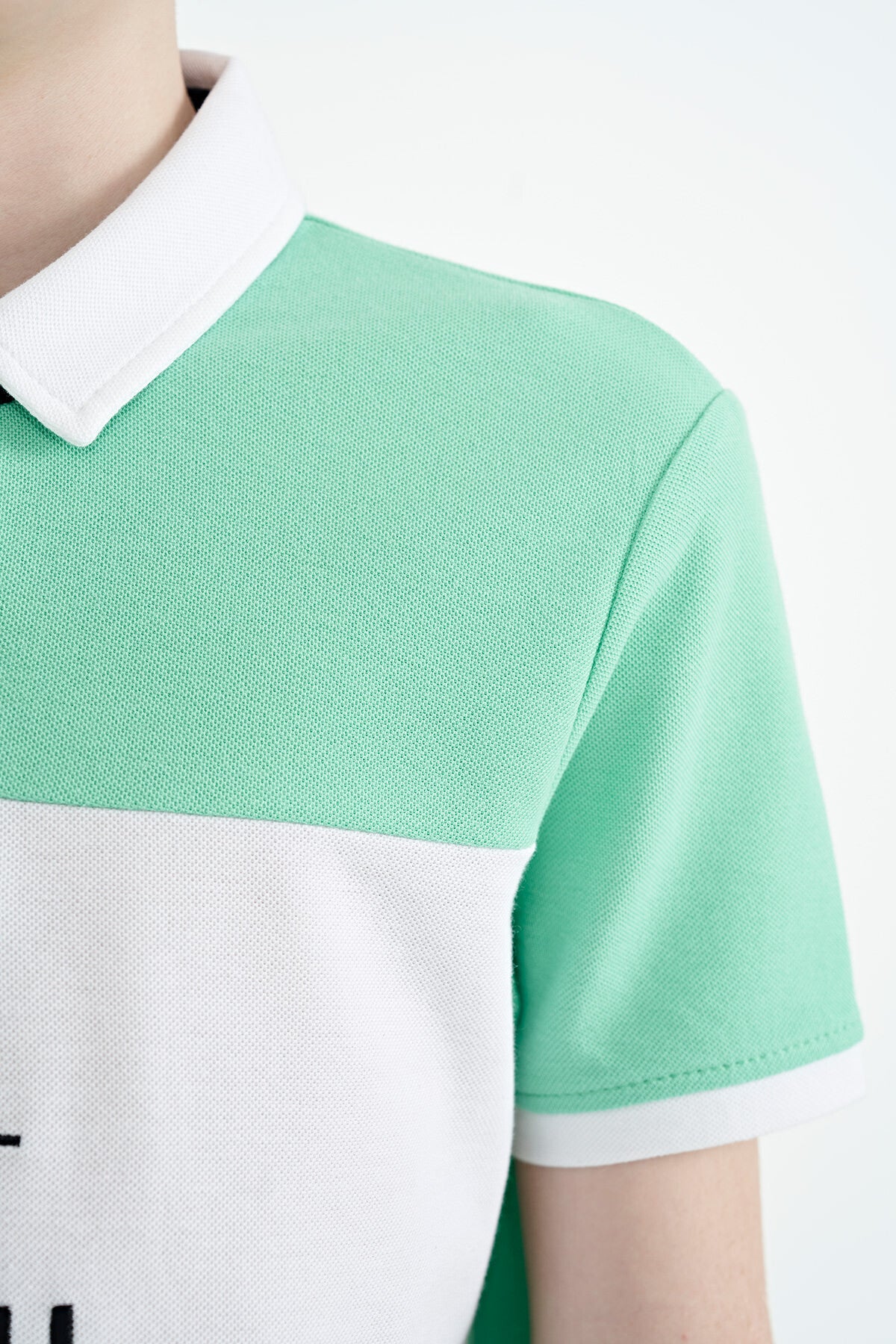 Embroidered Detailed Standard Fit Polo Collar Boys T-Shirt - 11110