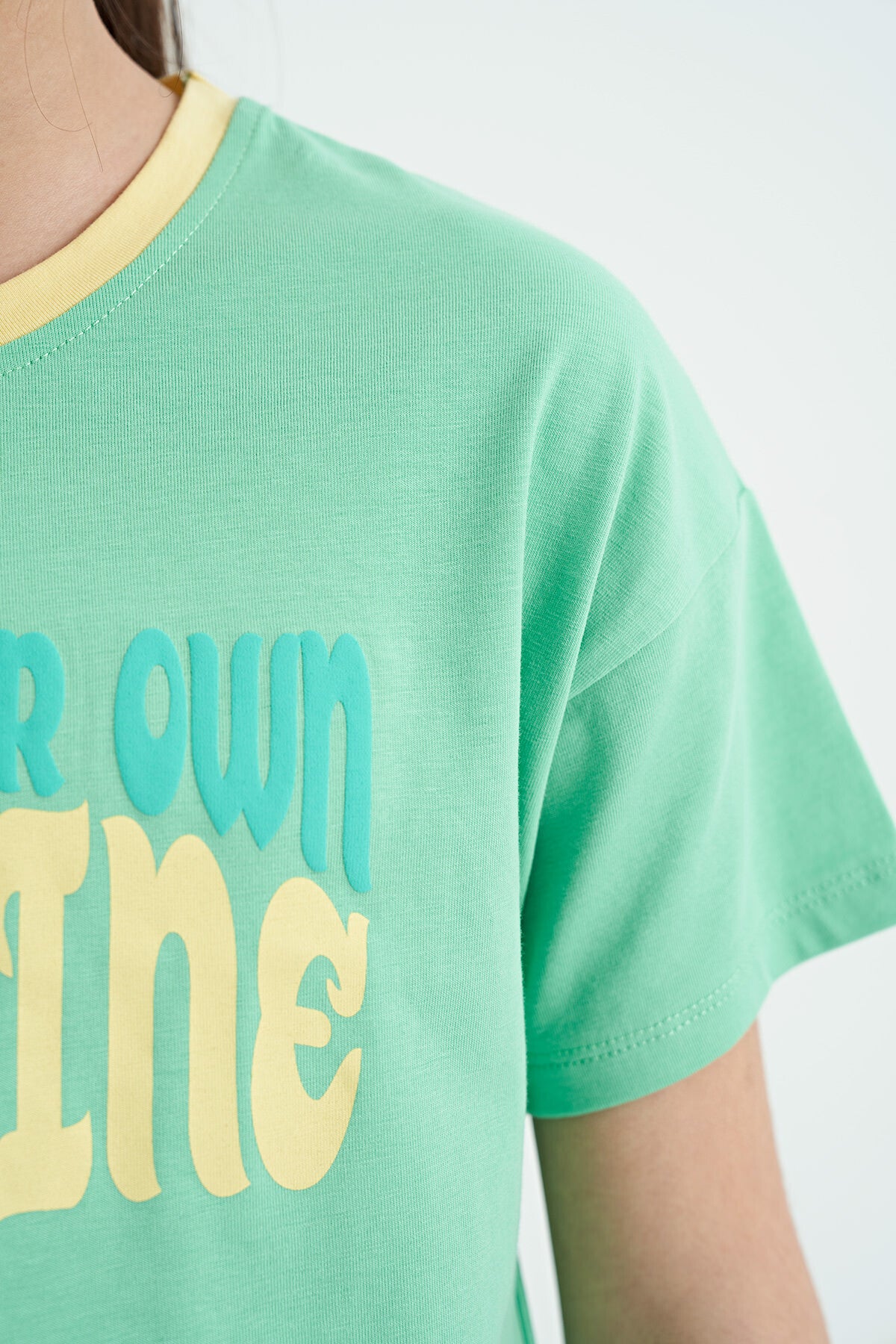 Mint Green Color Print O Collar Oversize Short Sleeve Girls' T-Shirt - 75111