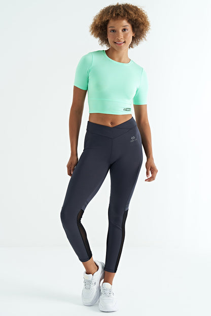 Backless Standard Fit O Collar Women's Crop T-Shirt - 97265