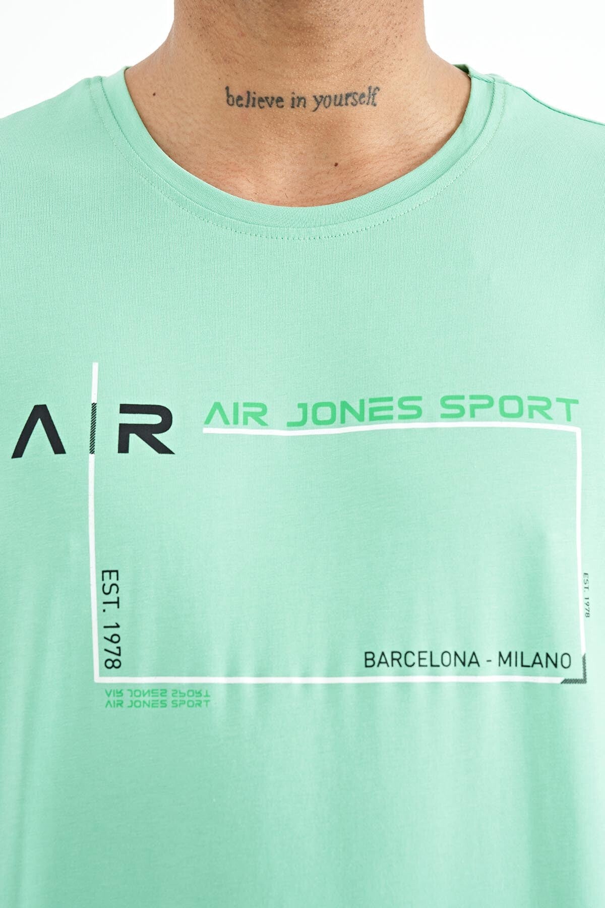 Otis Water Green Standard Fit Men's T-Shirt - 88228
