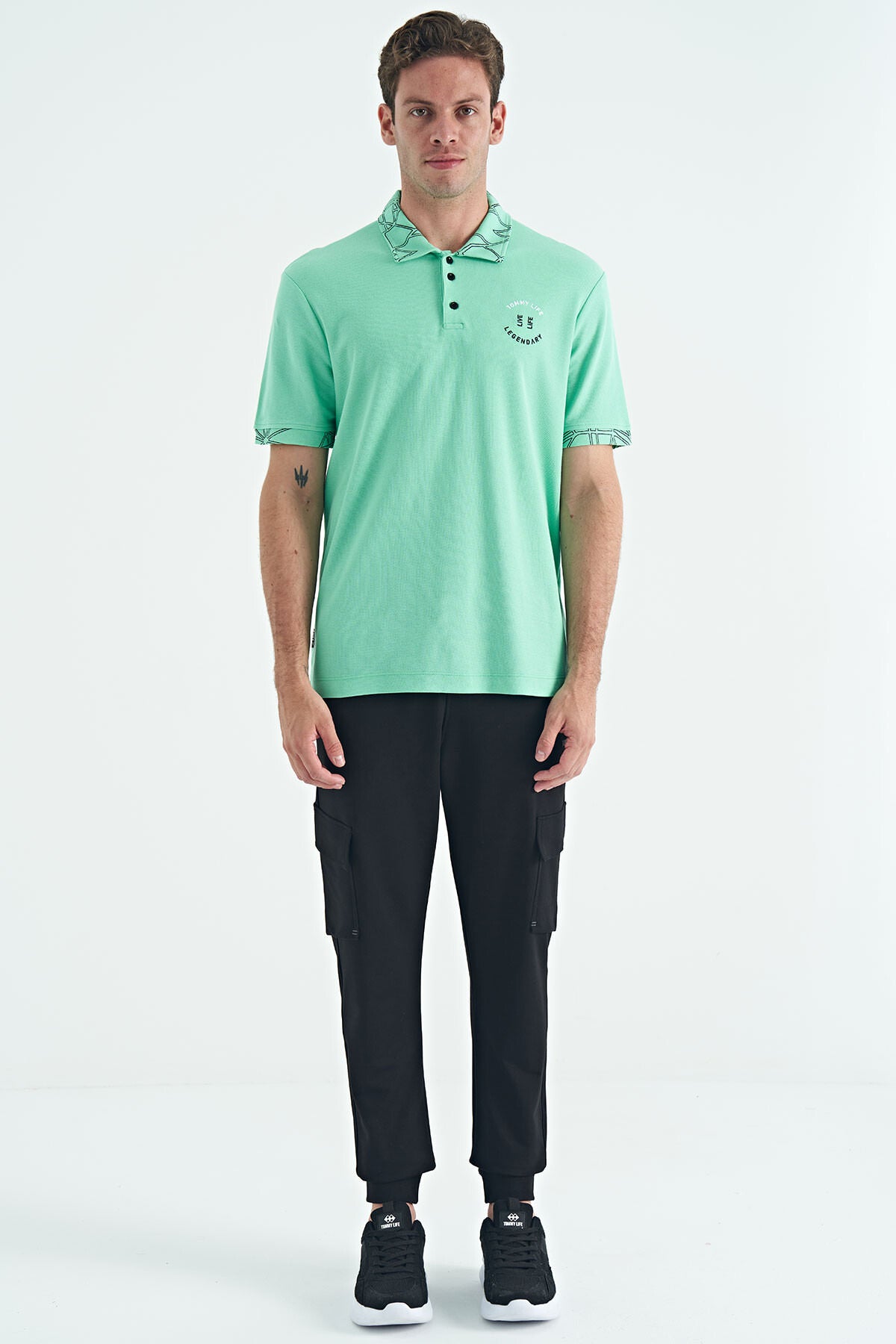 Embroidered Print Detailed Standard Cut Polo Collar Men's T-Shirt - 88239