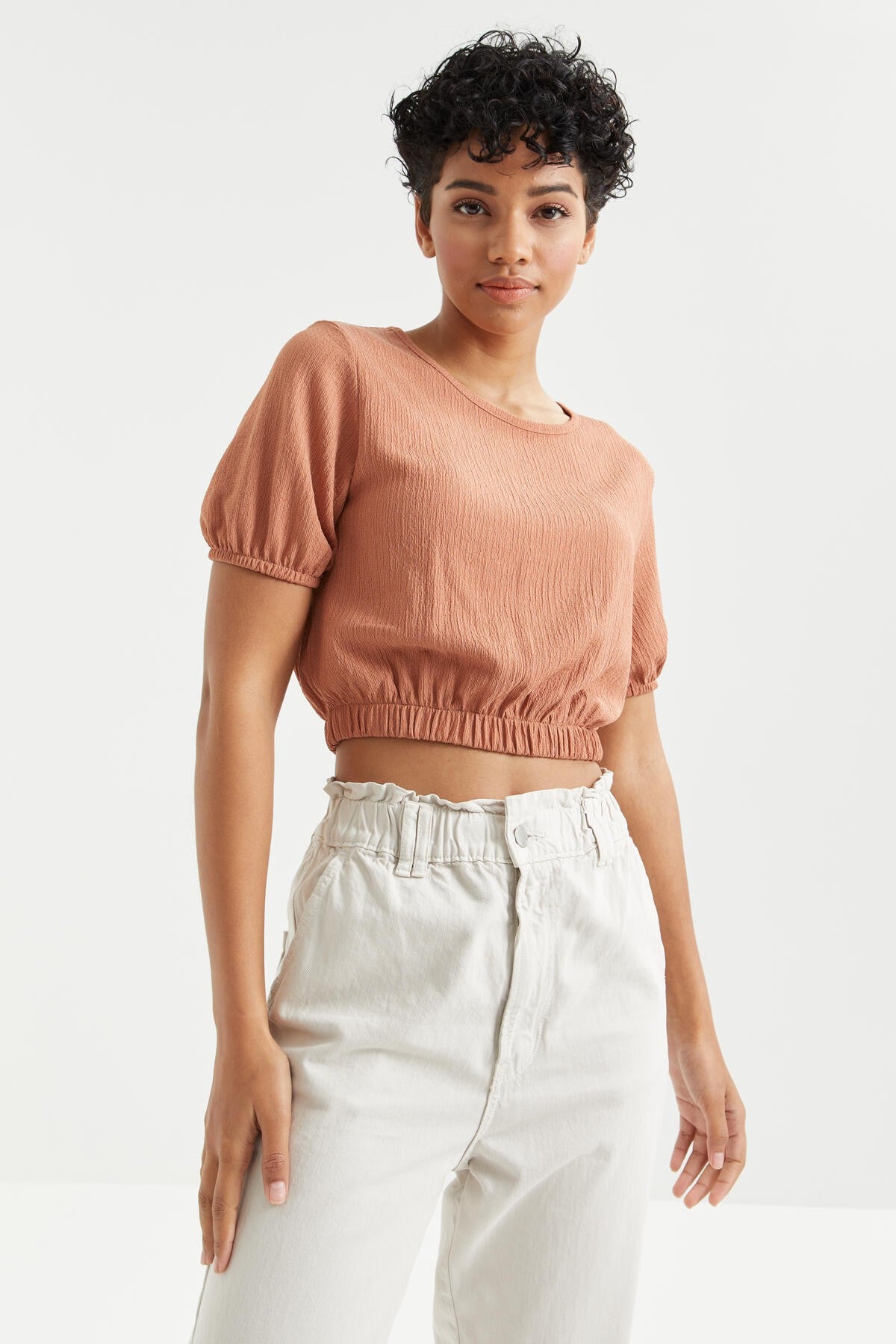 Cinnamon Balloon Sleeve O Neck Elastic Waist Crinkled Fabric Women's Crop Top T-Shirt - 97221