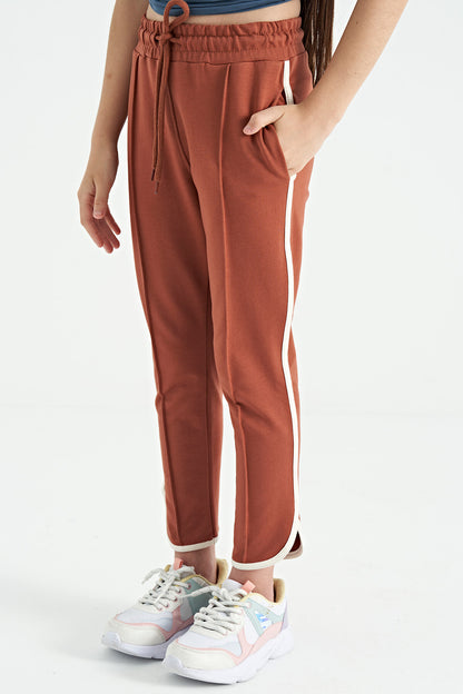 Cinnamon Beige Detailed Laced Front Panel Wide-Legged Girls' Tracksuit Bottom - 75124