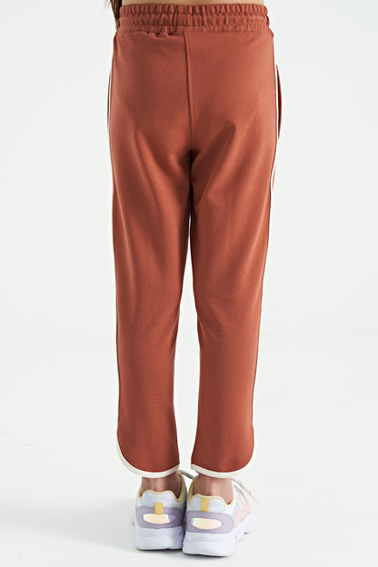 Cinnamon Beige Detailed Laced Front Panel Wide-Legged Girls' Tracksuit Bottom - 75124