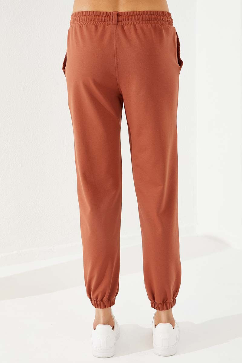 Cinnamon Pleated Pocket Comfort Fit Elastic Cuff Women's Tracksuit Bottom - 94580