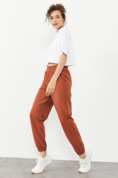 Cinnamon Pocket High Waist Comfort Fit Elastic Cuff Women's Tracksuit Bottom - 94583