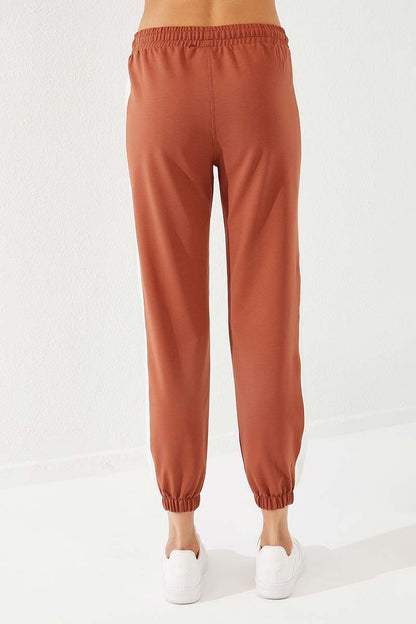 Cinnamon Two-Tone Striped Comfort Fit Elastic Cuff Women's Tracksuit Bottom - 94582