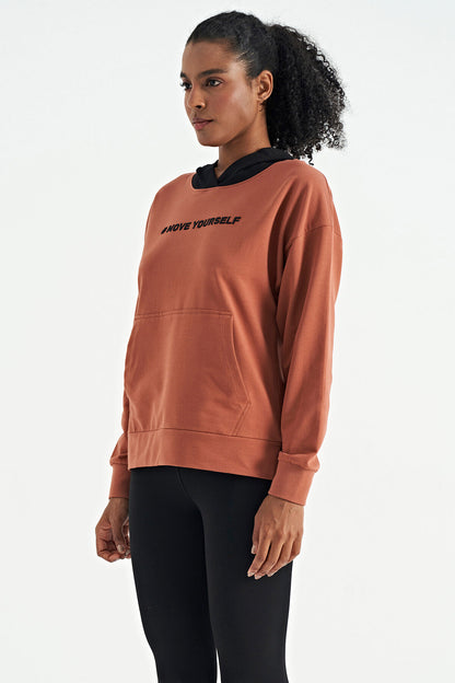 Cinnamon Women's Hooded Kangaroo Pocket Women's Oversize Sweatshirt - 97161