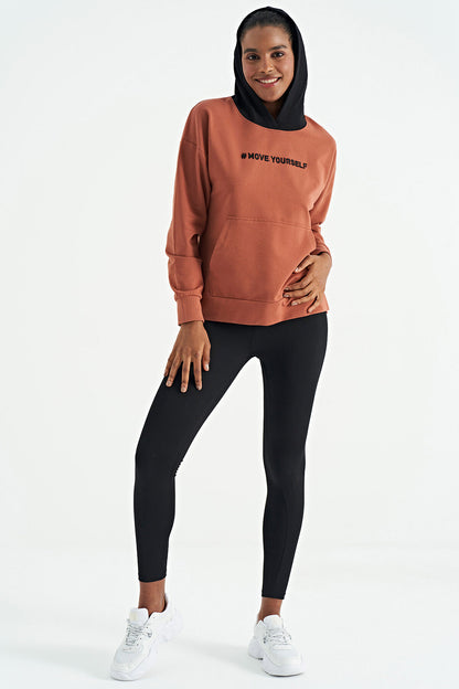 Cinnamon Women's Hooded Kangaroo Pocket Women's Oversize Sweatshirt - 97161