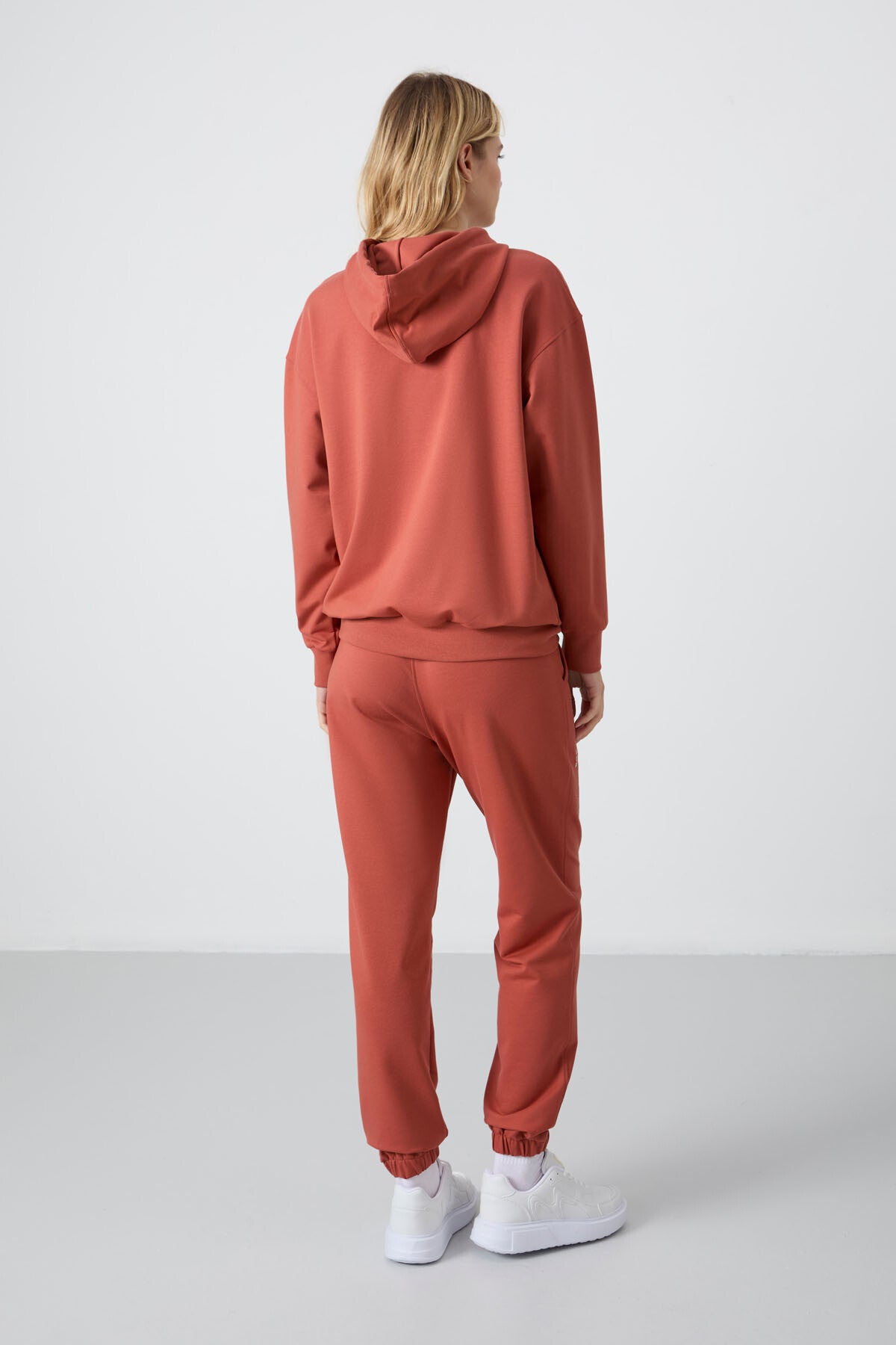 Cinnamon Hooded Kangaroo Pocket Oversize Elastic Cuff Women's Tracksuit Set - 95288
