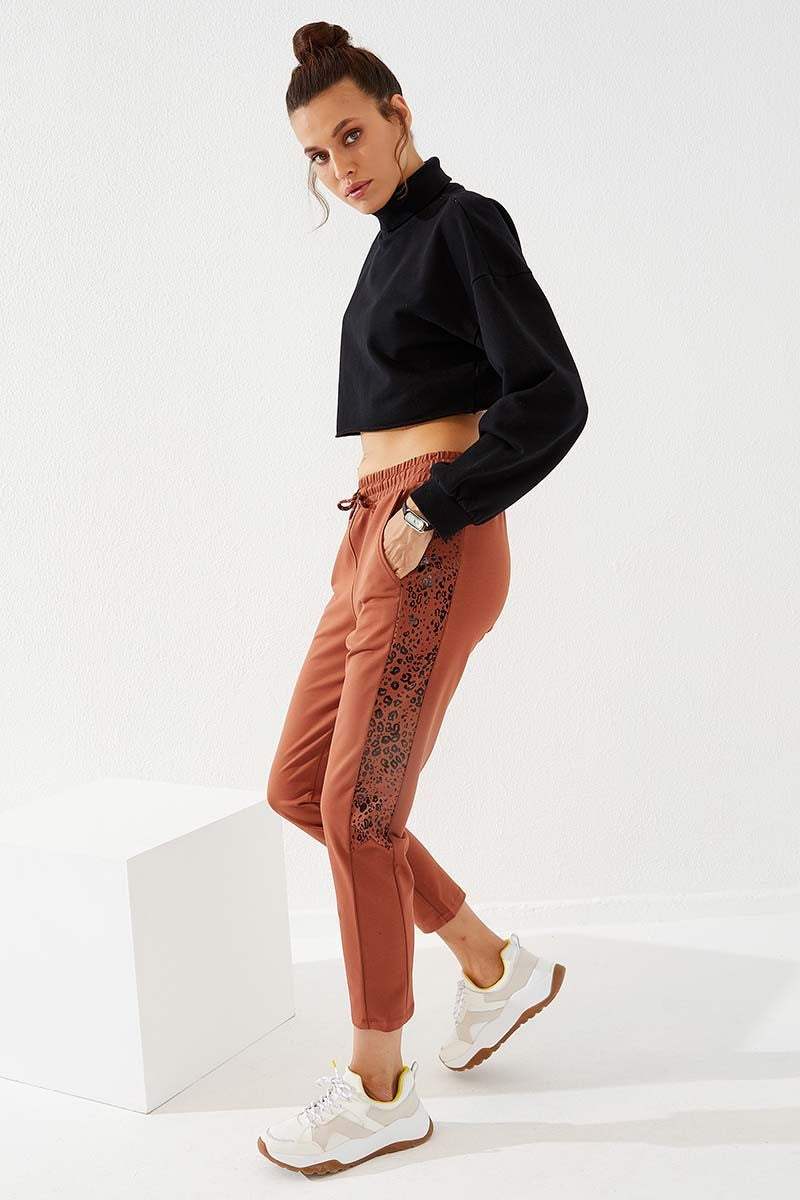 Cinnamon Sides Leopard Print Comfort Fit Slim Leg Women's Tracksuit Bottom - 94572