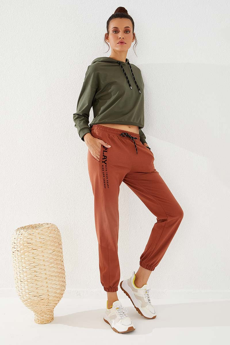 Cinnamon High Waist Embroidered Comfort Fit Elastic Ankle Women's Tracksuit Bottom - 94573