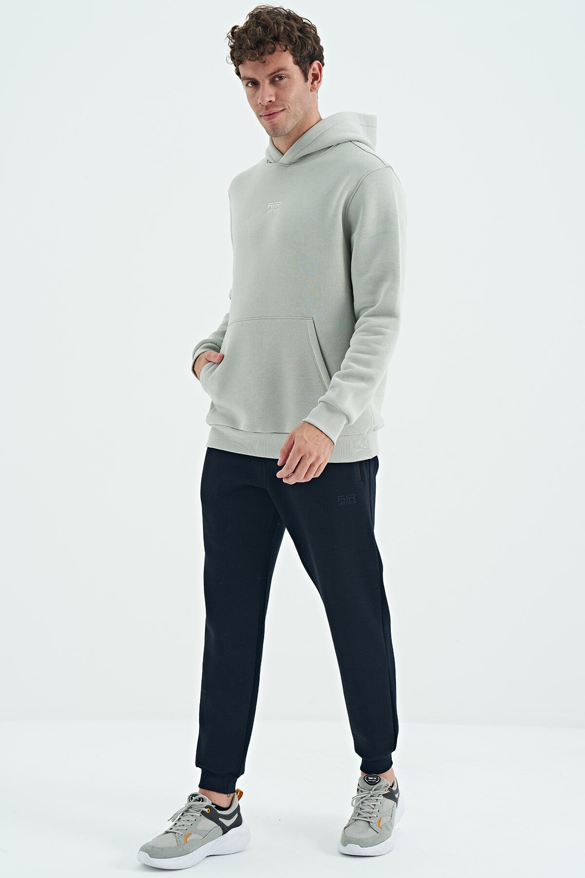 Tom Stone Embroidered Men's Sweatshirt - 88138