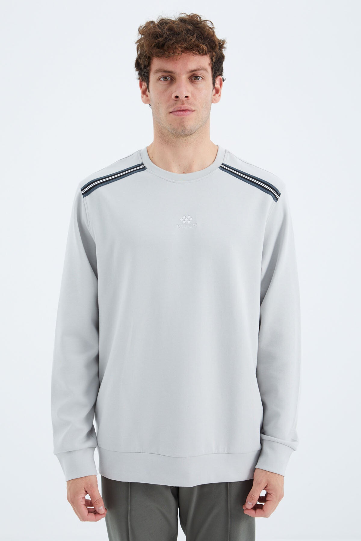 Stone O Collar Shoulder Strip Detailed Relax Fit Men's Sweatshirt - 88279