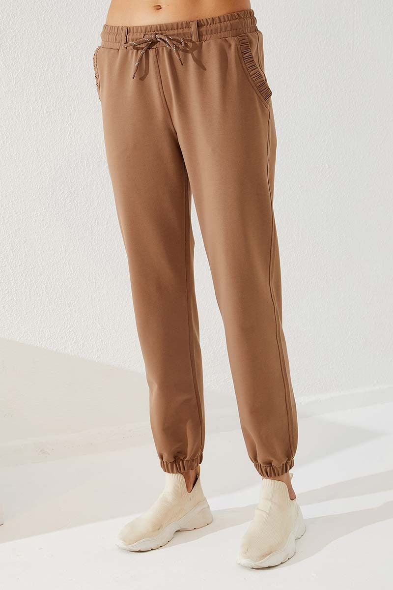 Women's Relaxed Fit Elastic Cuffed Tracksuit Bottom with Side Pockets - 94580