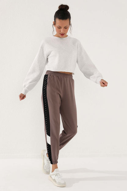 Striped Earth Detailed Jogger Comfort Fit Elastic Cuff Women's Tracksuit Bottom - 94579