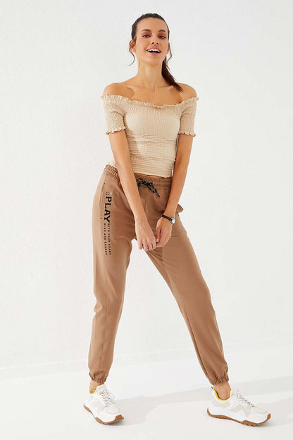 High Waist Embroidered Comfort Fit Elastic Cuff Women's Tracksuit Bottom - 94573