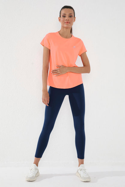 Basic Round Neck Short Sleeve Standard Fit Women's T-Shirt - 97144