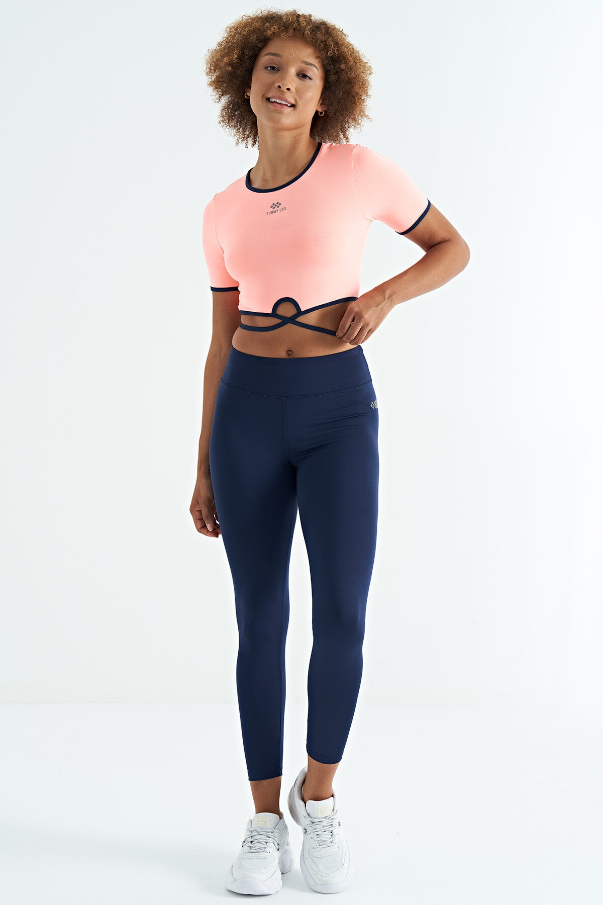 Neckline Tie-Waist Detailed O Collar Standard Cut Diver Fabric Women's Crop T-Shirt - 97266