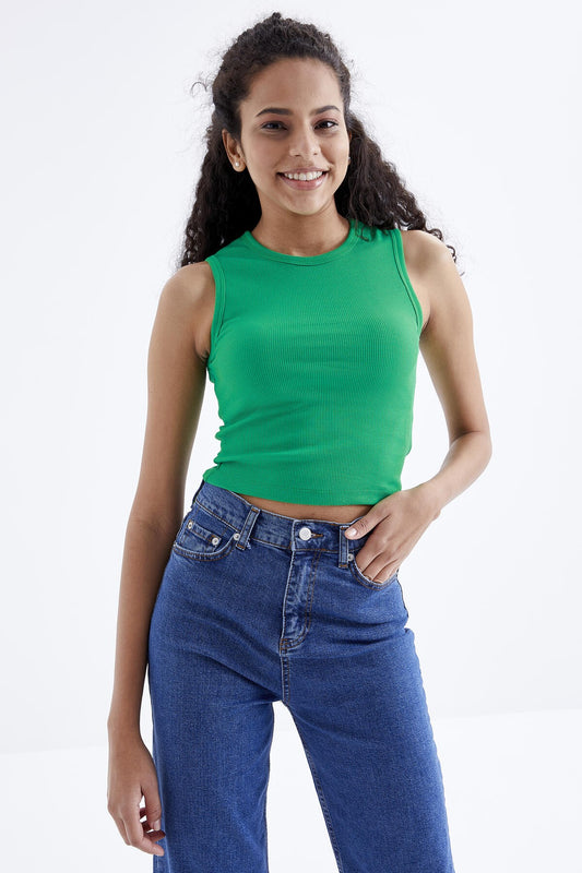 Green Basic Sleeveless O Neck Women's Crop Top Singlet - 97204