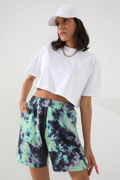 Green Pattern Laced Comfort Fit Bermuda Women's Shorts - 91005