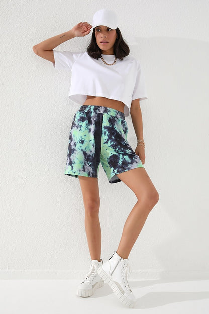 Green Pattern Laced Comfort Fit Bermuda Women's Shorts - 91005