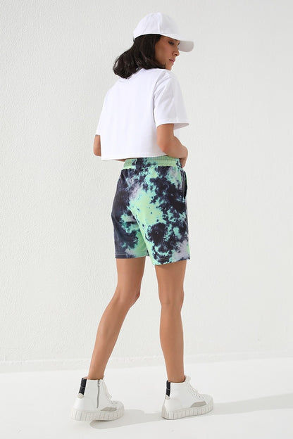 Green Pattern Laced Comfort Fit Bermuda Women's Shorts - 91005