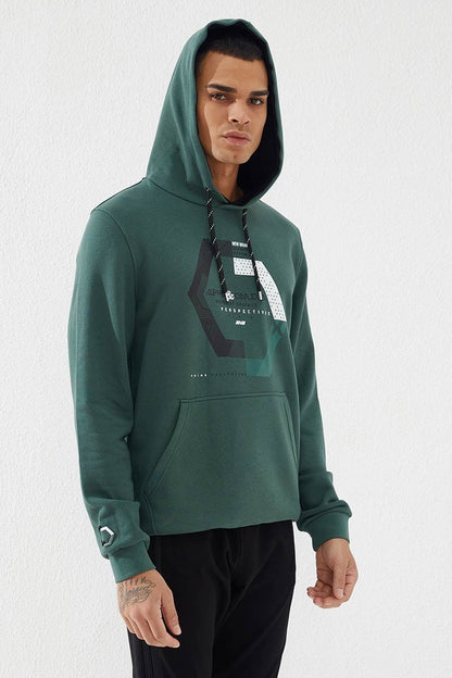 Green Geometric Print Standard Fit Men's Hooded Sweatshirt - 87870