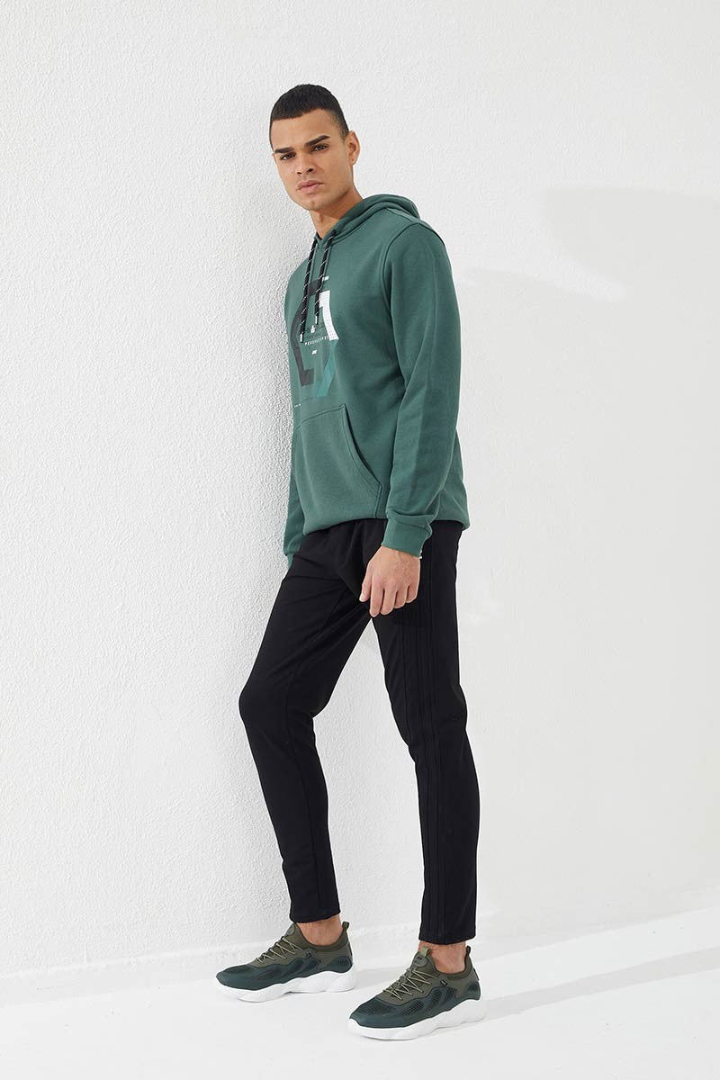 Green Geometric Print Standard Fit Men's Hooded Sweatshirt - 87870