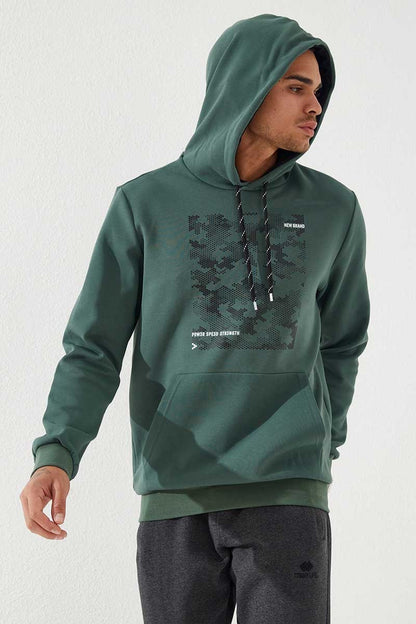 Green Camouflage Pattern Printed Standard Fit Men's Hooded Sweatshirt - 87884