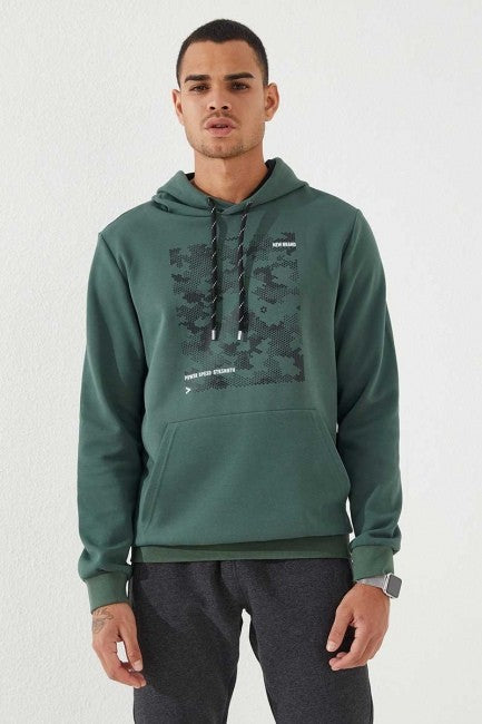 Green Camouflage Pattern Printed Standard Fit Men's Hooded Sweatshirt - 87884